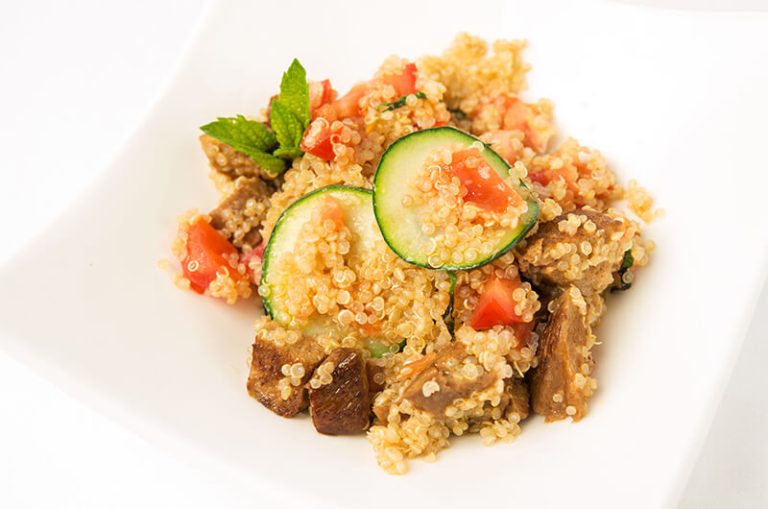 Quinoa con seitán a la menta